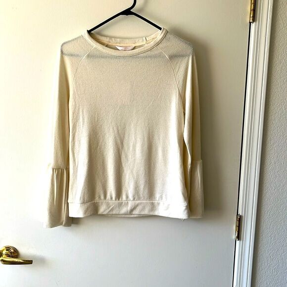 Lauren Conrad Pullover sweater with Bell Sleeves Size XS NWT Cream - Picture 1 of 7